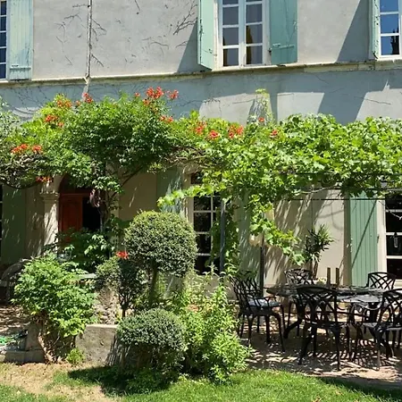 La Fugue -demeure Historique Située Dans Un Château -proche De Uzes Et Nimes