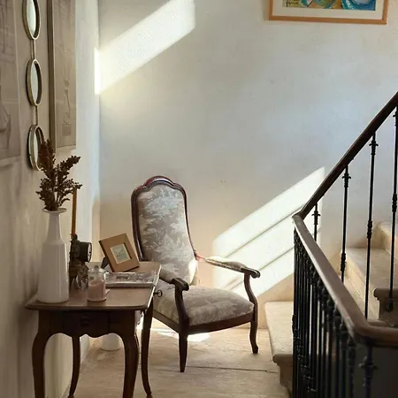 La Fugue, Demeure Historique Proche De Uzes,nimes,cevennes 4*