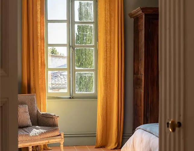 La Fugue, Demeure Historique Proche De Uzes,nimes,cevennes 4*